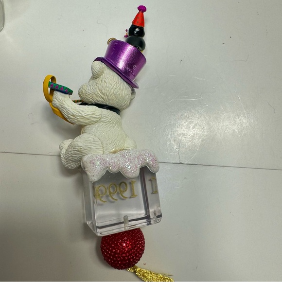 Carlton Cards Ice Pals Dated 1999 2000 Heirloom Collection Christmas Ornament. - Picture 9 of 14